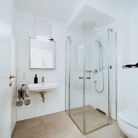 Zentrahome - Zentral Business Outlet Smarttv Balkon Apartamento Metzingen (Tubingen)
