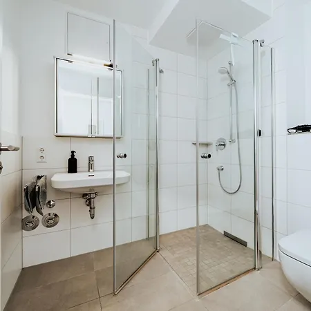 Zentrahome - Zentral Business Outlet Smarttv Balkon Apartamento